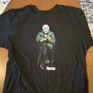BERNIE TSHIRT